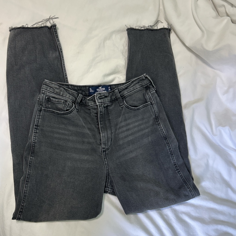 HOLLISTER BLACK JEANS